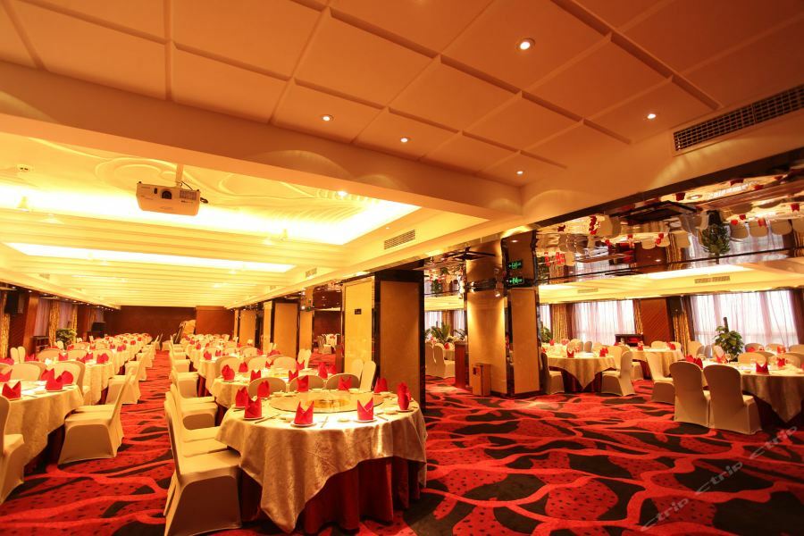 Chengdu Liwan International Hotel Экстерьер фото